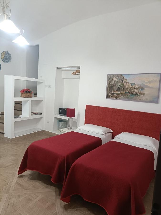 Casa Sorrentina Hotel ภายนอก รูปภาพ