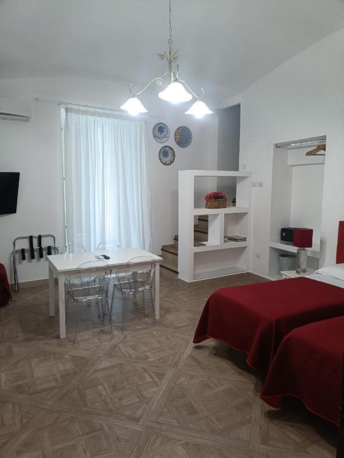 Casa Sorrentina Hotel ภายนอก รูปภาพ