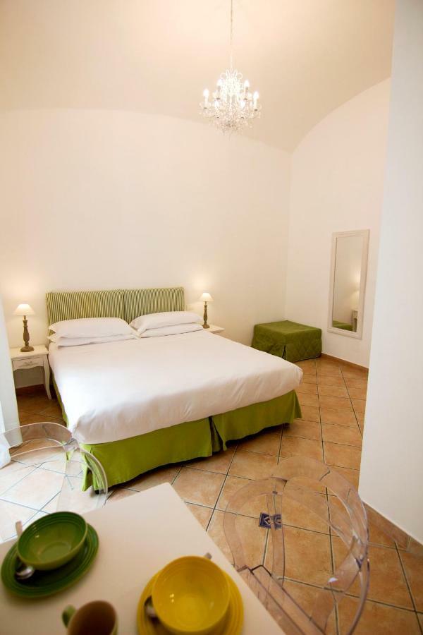 Casa Sorrentina Hotel ภายนอก รูปภาพ