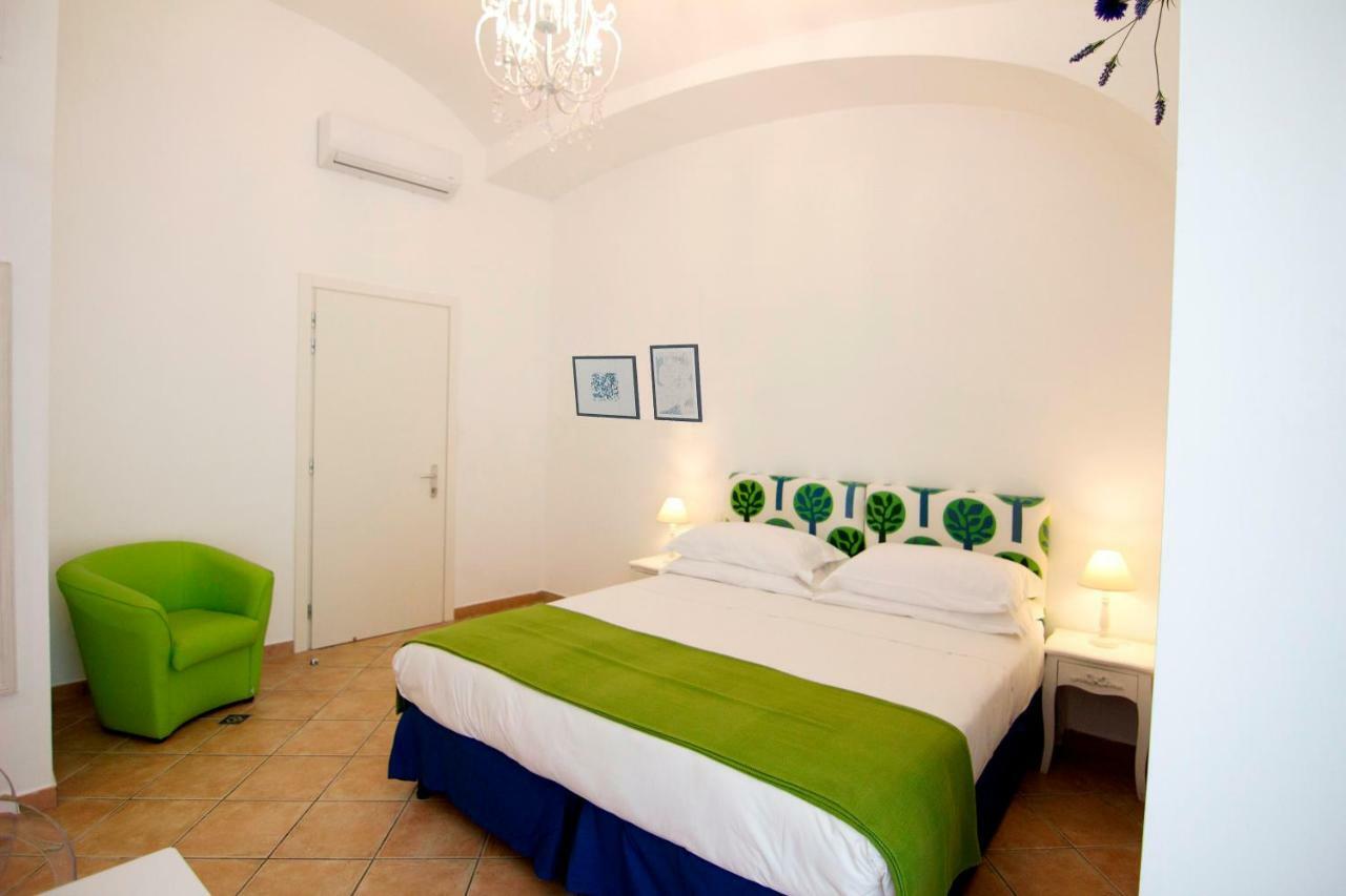 Casa Sorrentina Hotel ภายนอก รูปภาพ