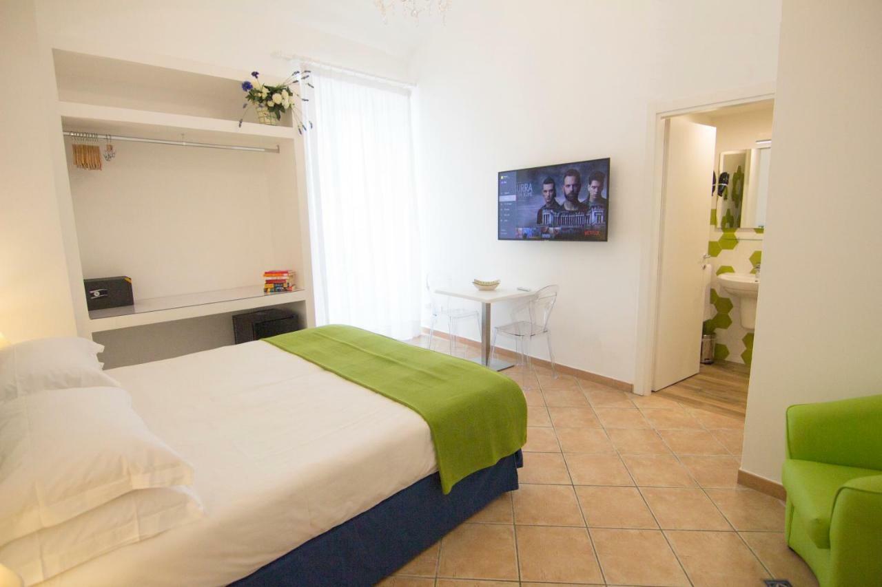 Casa Sorrentina Hotel ภายนอก รูปภาพ
