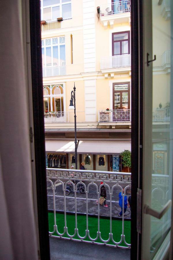 Casa Sorrentina Hotel ภายนอก รูปภาพ